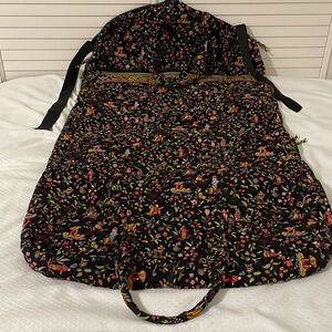 VERA BRADLEY Garment Bag In Excellent Preowned Condition